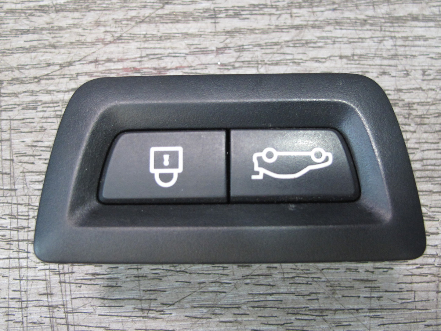 11-17 BMW F07 F10 F11 F25 X3 Rear Trunk Lid Release Button Switch 9275121 OEM