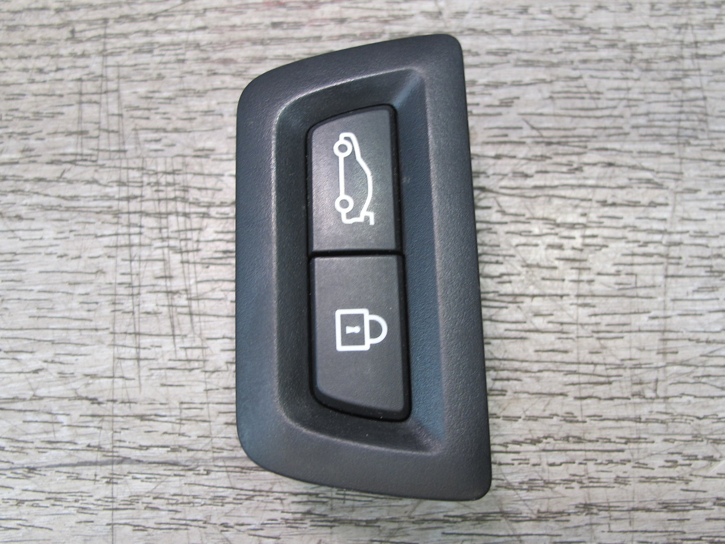 11-17 BMW F07 F10 F11 F25 X3 Rear Trunk Lid Release Button Switch 9275121 OEM