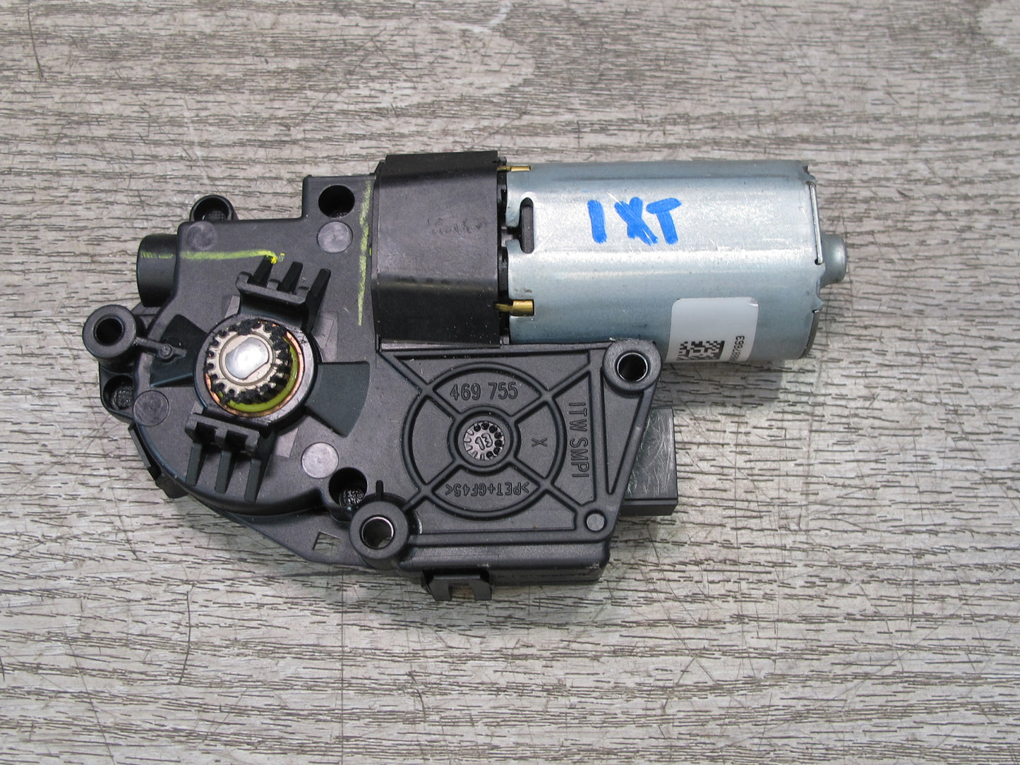 11-17 BMW F25 X3 Sunroof Motor Drive Unit 7316396 OEM