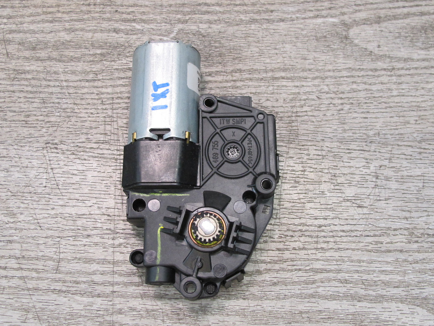 11-17 BMW F25 X3 Sunroof Motor Drive Unit 7316396 OEM