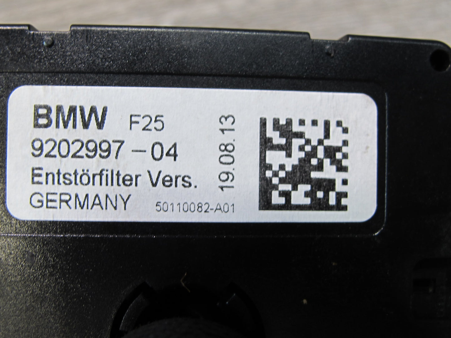 11-17 BMW F25 X3 Antenna Noise Filter Amplifier AMP Module 9202997 OEM