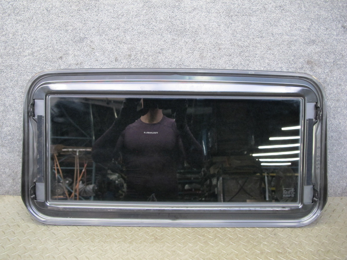 2011-2020 Infiniti QX56 QX80 Front Upper Sunroof Glass Window Panel