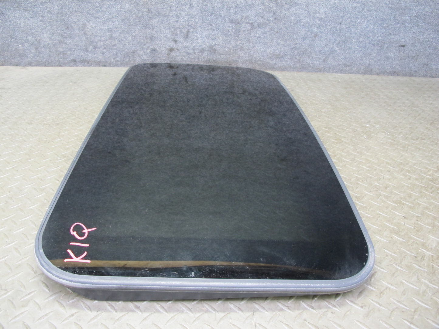 2011-2020 Infiniti QX56 QX80 Front Upper Sunroof Glass Window Panel