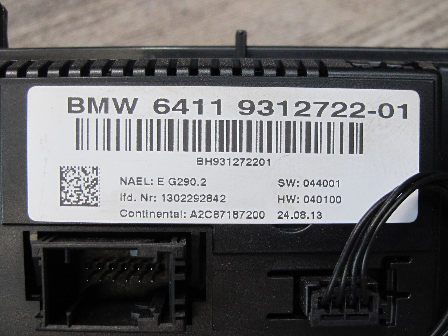 11-17 BMW F25 X3 A/C Heater Climate Radio CD Player Control Switch Panel OEM