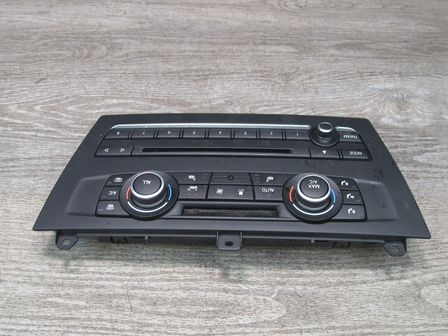 11-17 BMW F25 X3 A/C Heater Climate Radio CD Player Control Switch Panel OEM