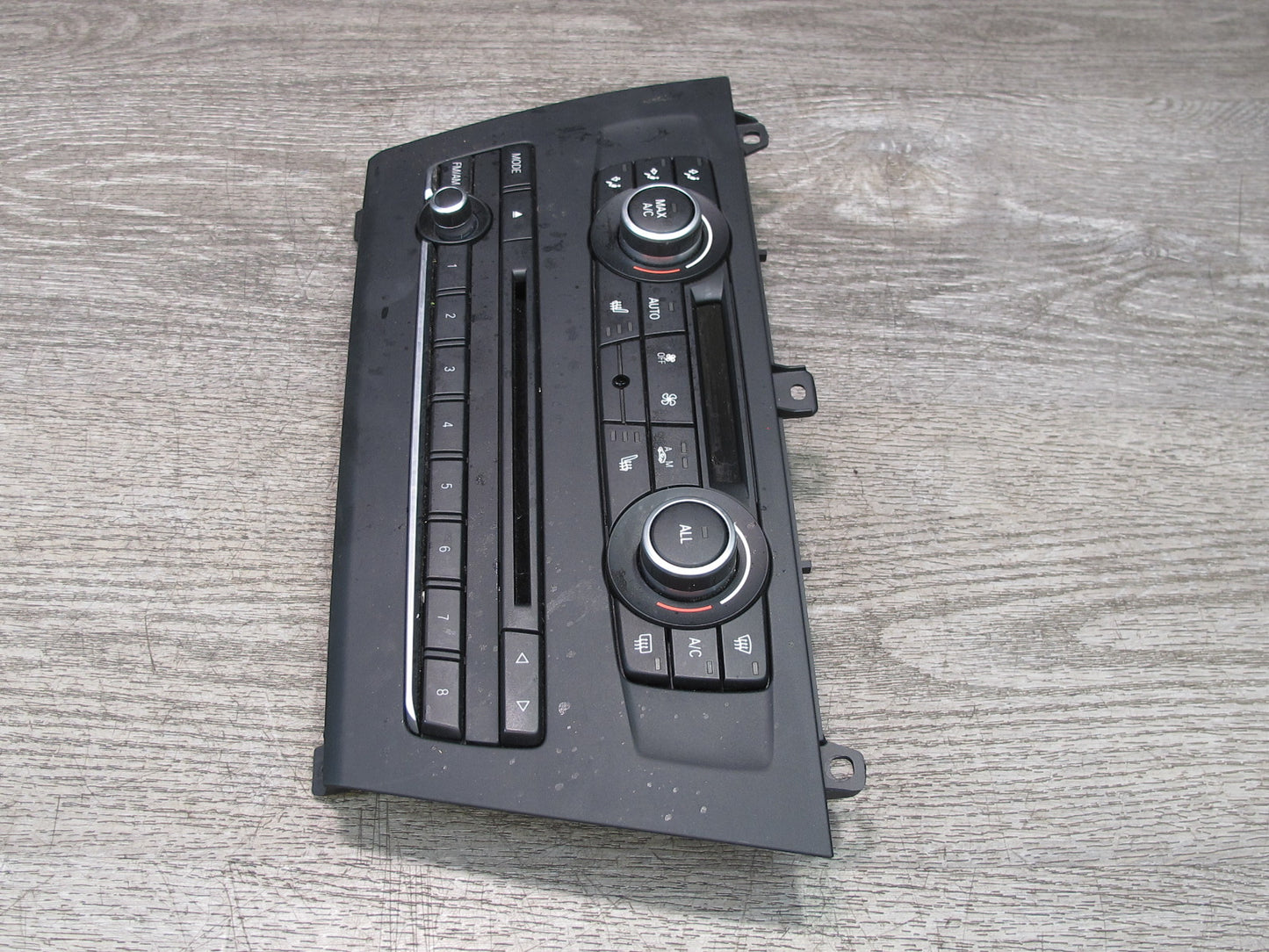 11-17 BMW F25 X3 A/C Heater Climate Radio CD Player Control Switch Panel OEM