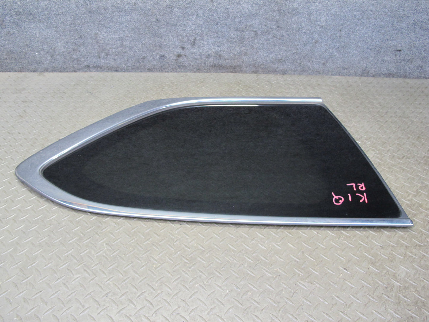 2011-2020 Infiniti QX56 QX80 Rear Left Driver Side Quarter Glass Window