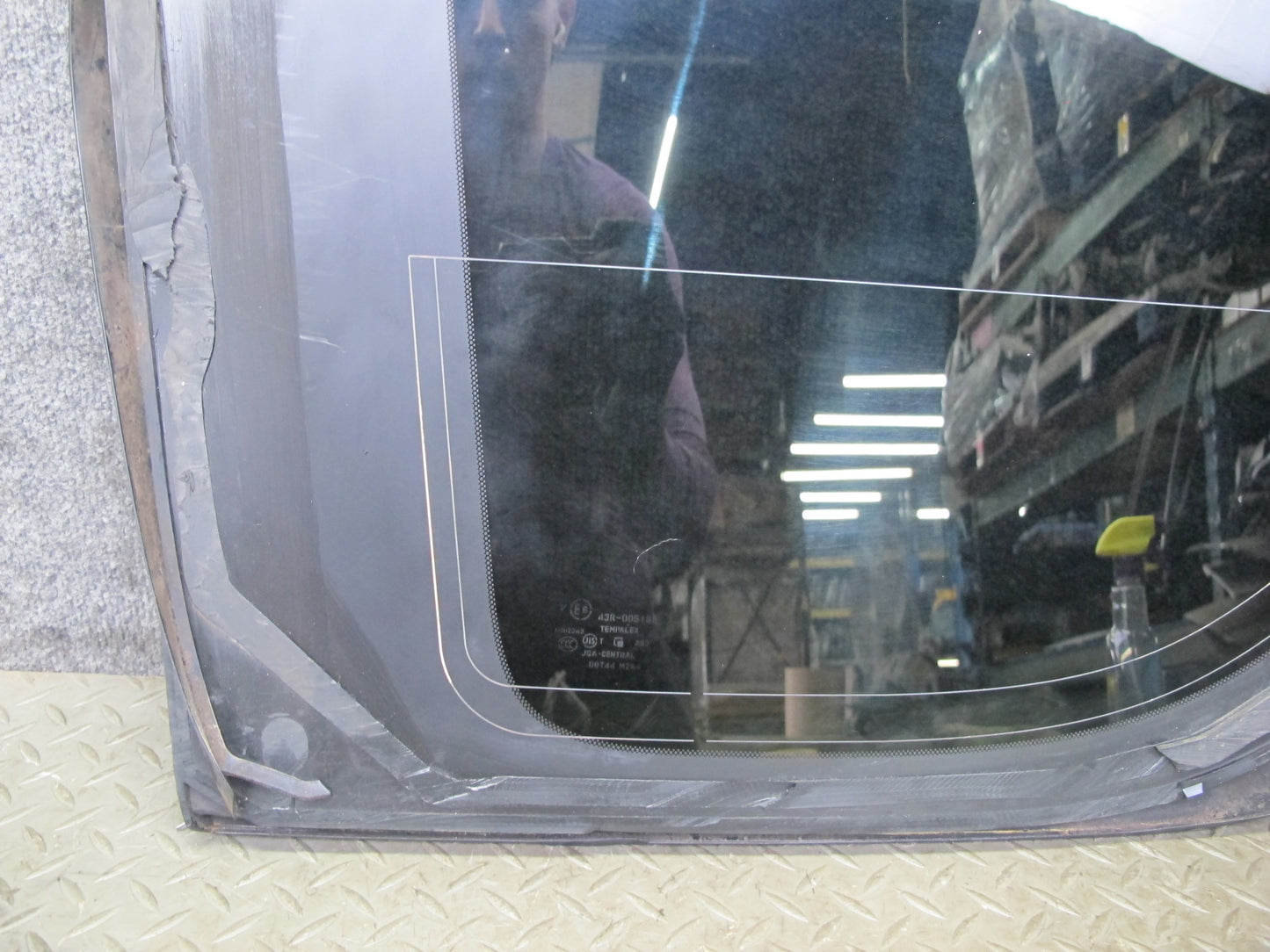 2011-2020 Infiniti QX56 QX80 Rear Right Pass Side Quarter Glass Window