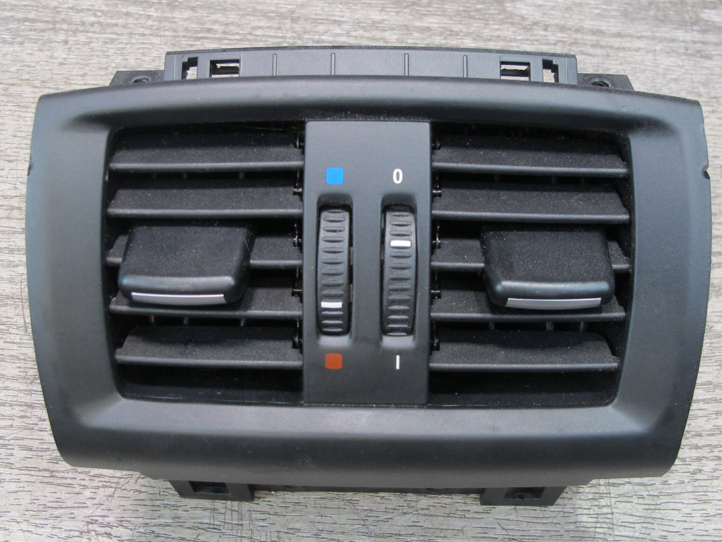 11-14 BMW F25 X3 Rear Center Console A/C Air Vent Grille OEM