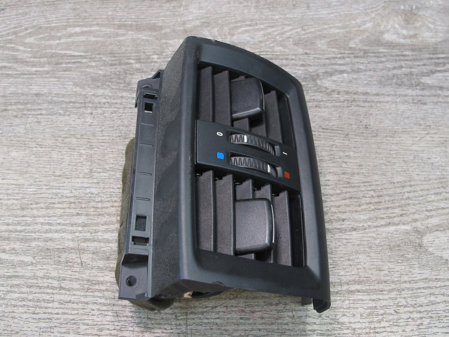 11-14 BMW F25 X3 Rear Center Console A/C Air Vent Grille OEM