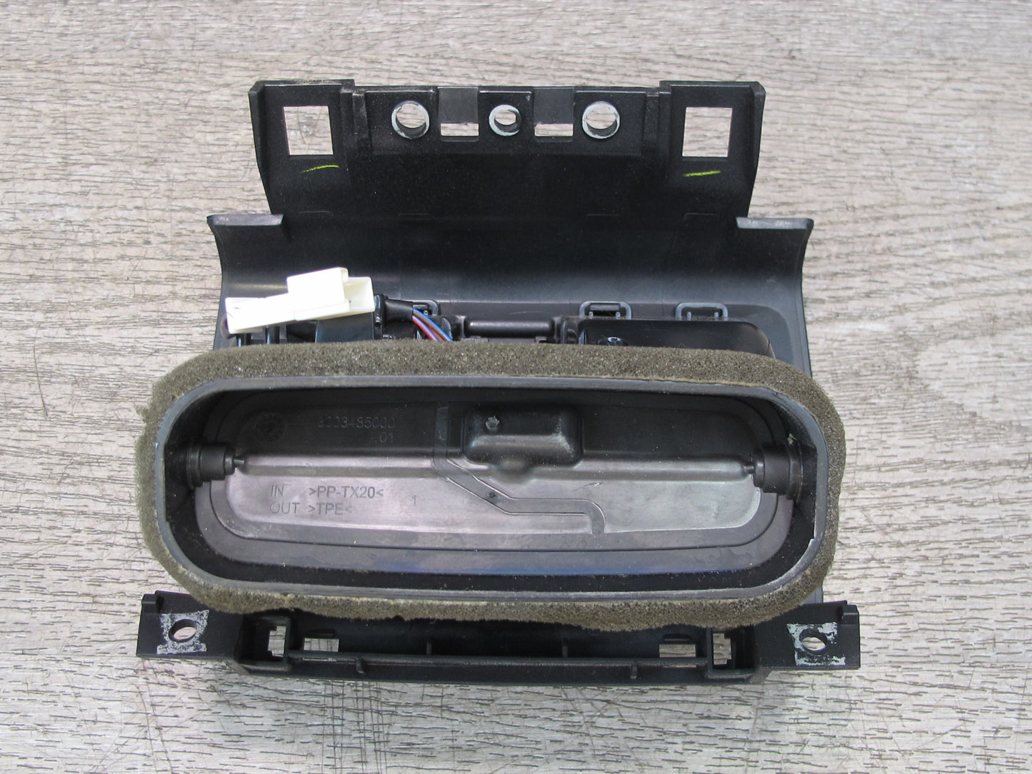 11-14 BMW F25 X3 Rear Center Console A/C Air Vent Grille OEM