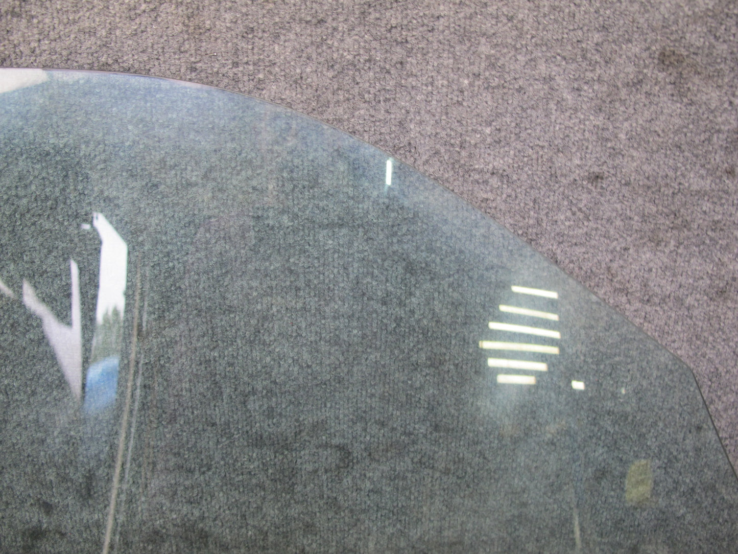 1999-2005 Porsche 911 Carrera 996 Convertible Left Side Door Glass Window
