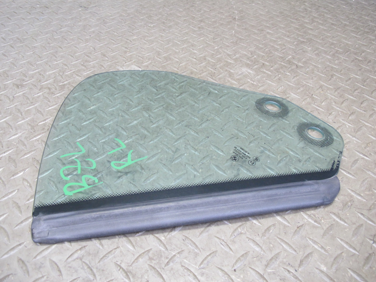 09-16 BMW E89 Z4 Convertible Rear Left Quarter Glass Window OEM