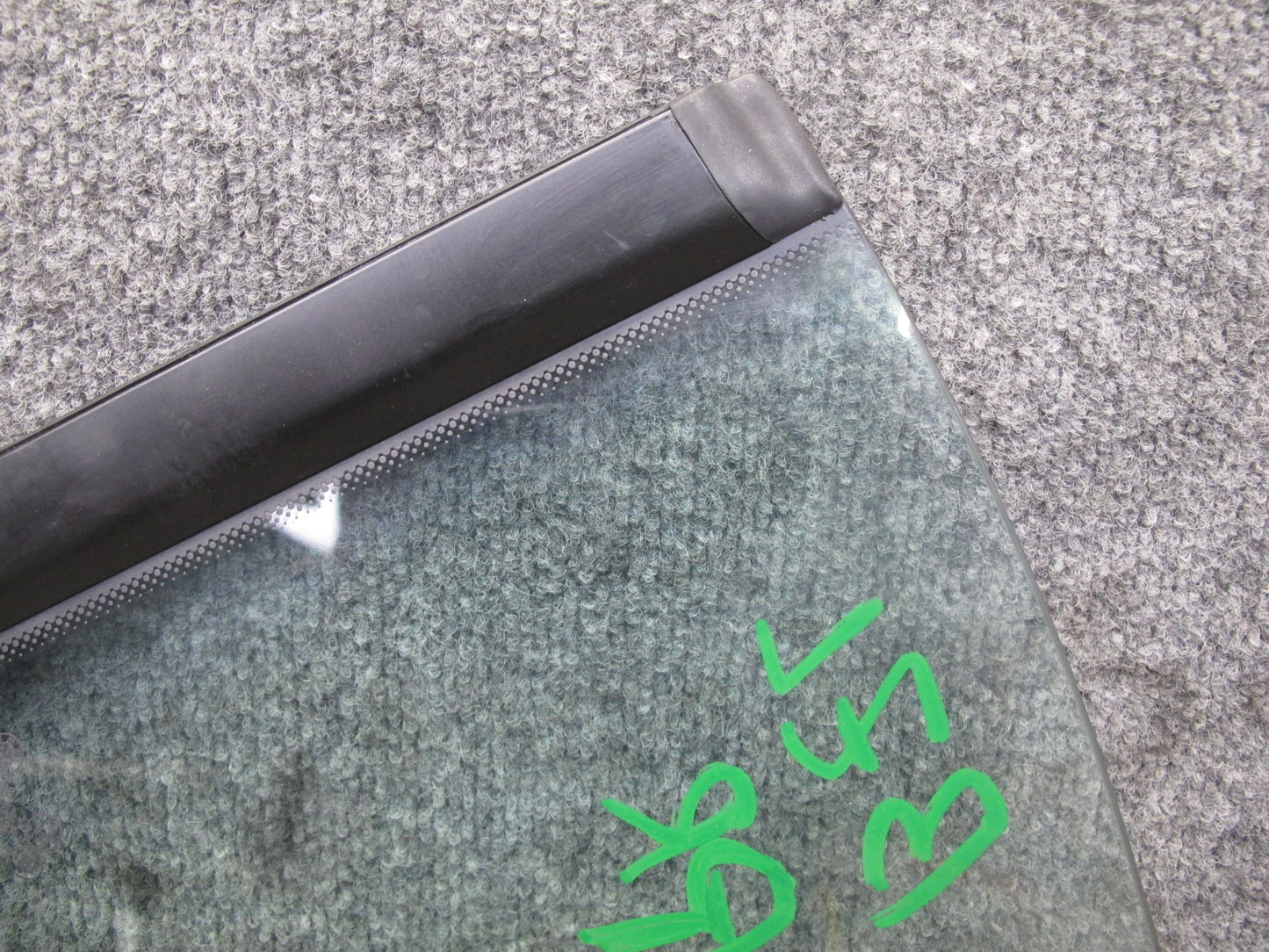 09-16 BMW E89 Z4 Convertible Rear Right Quarter Glass Window OEM