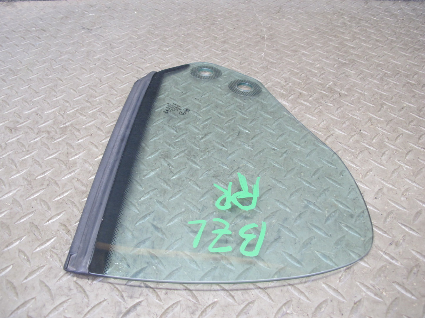 09-16 BMW E89 Z4 Convertible Rear Right Quarter Glass Window OEM