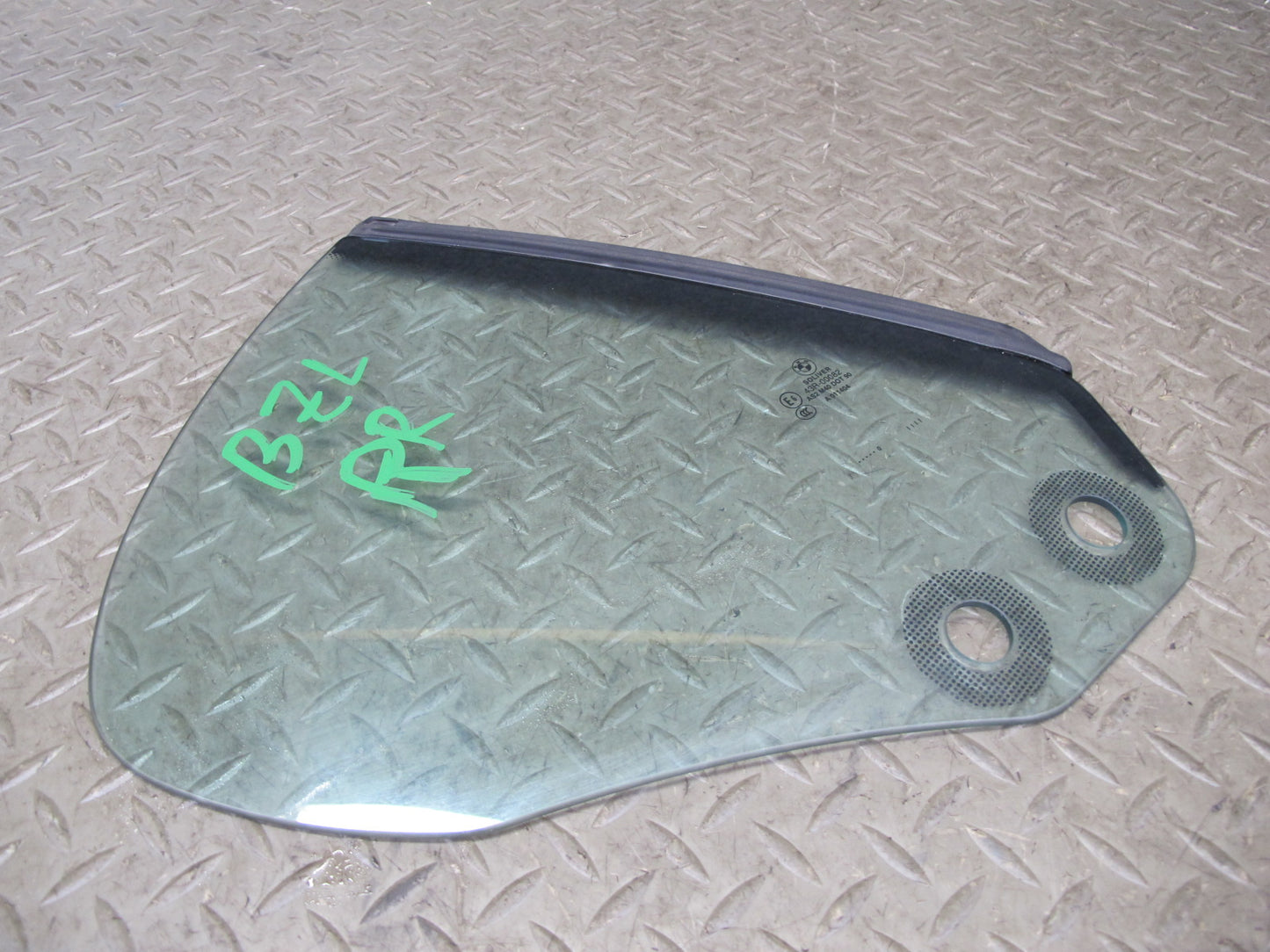 09-16 BMW E89 Z4 Convertible Rear Right Quarter Glass Window OEM