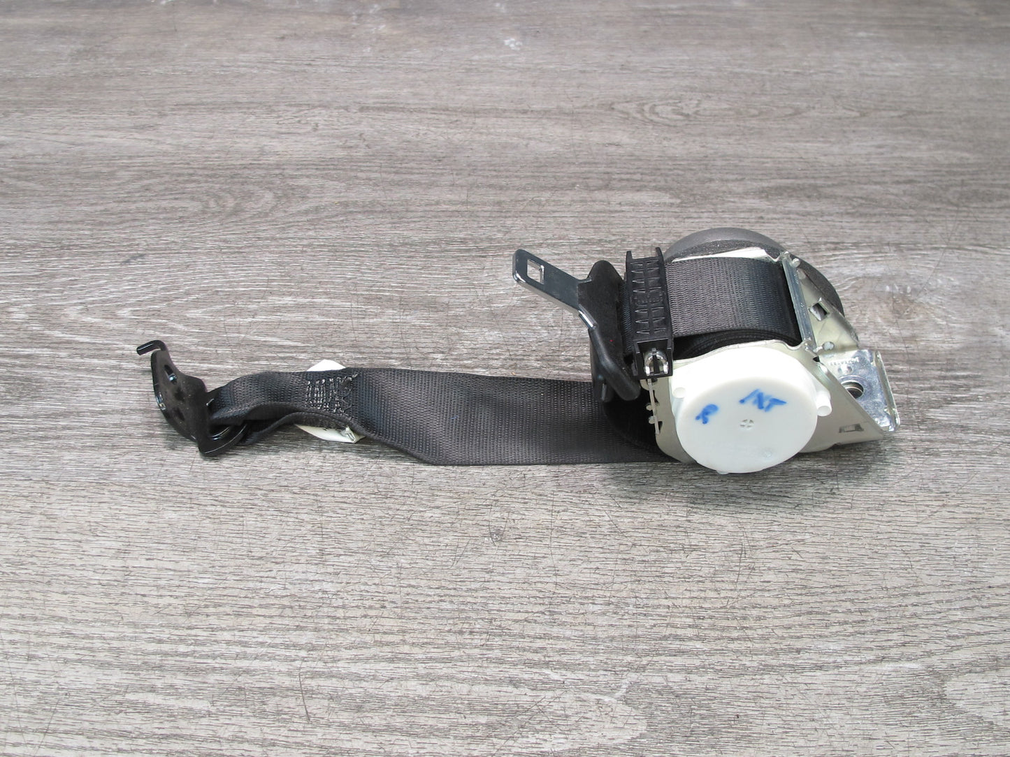 11-17 BMW F25 X3 REAR LEFT & RIGHT SIDE SEATBELT RETRACTOR SET OEM