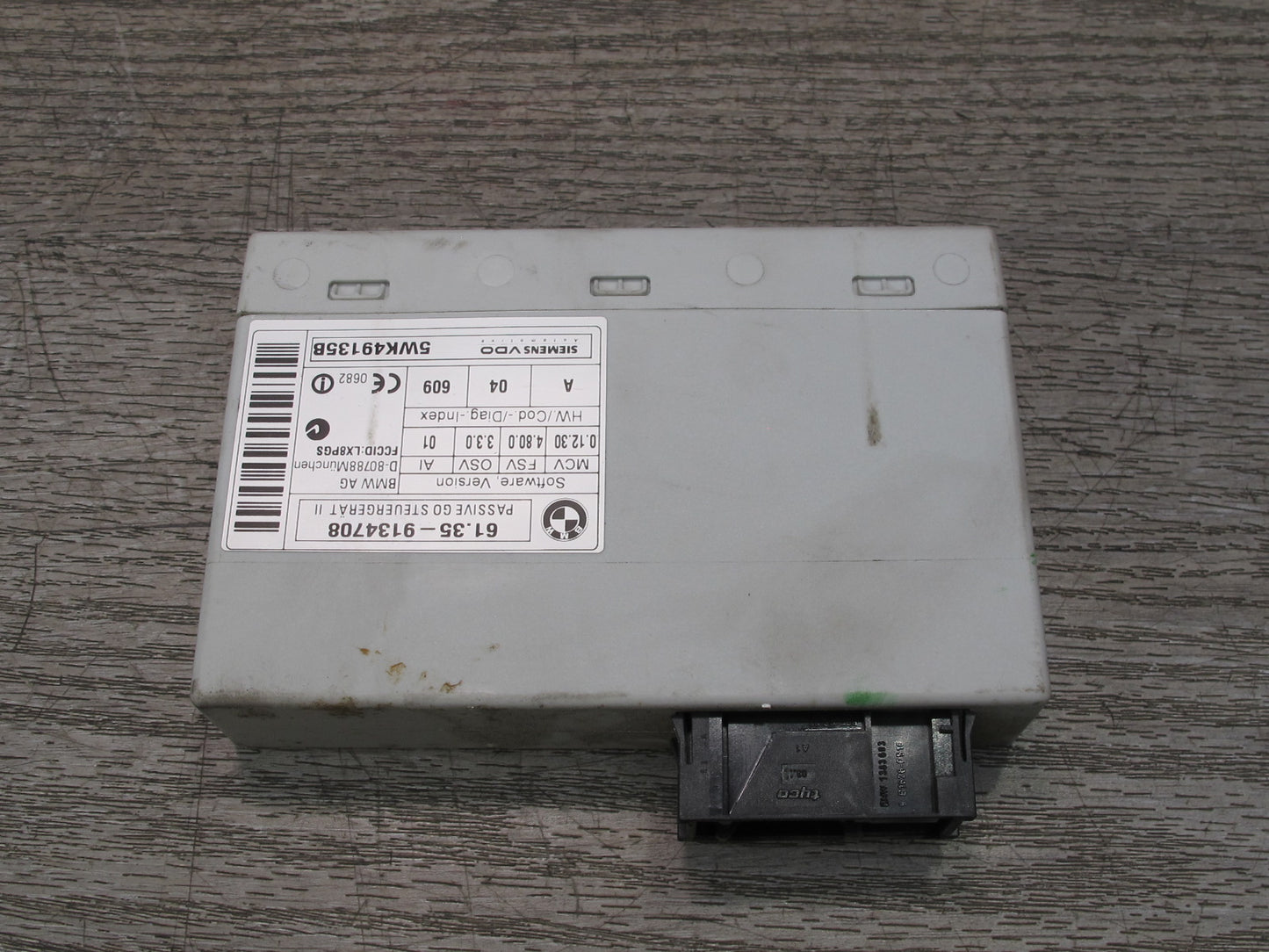 08-13 BMW E82 E88 135I Keyless Entry Passive GO Control Module 9134708 OEM