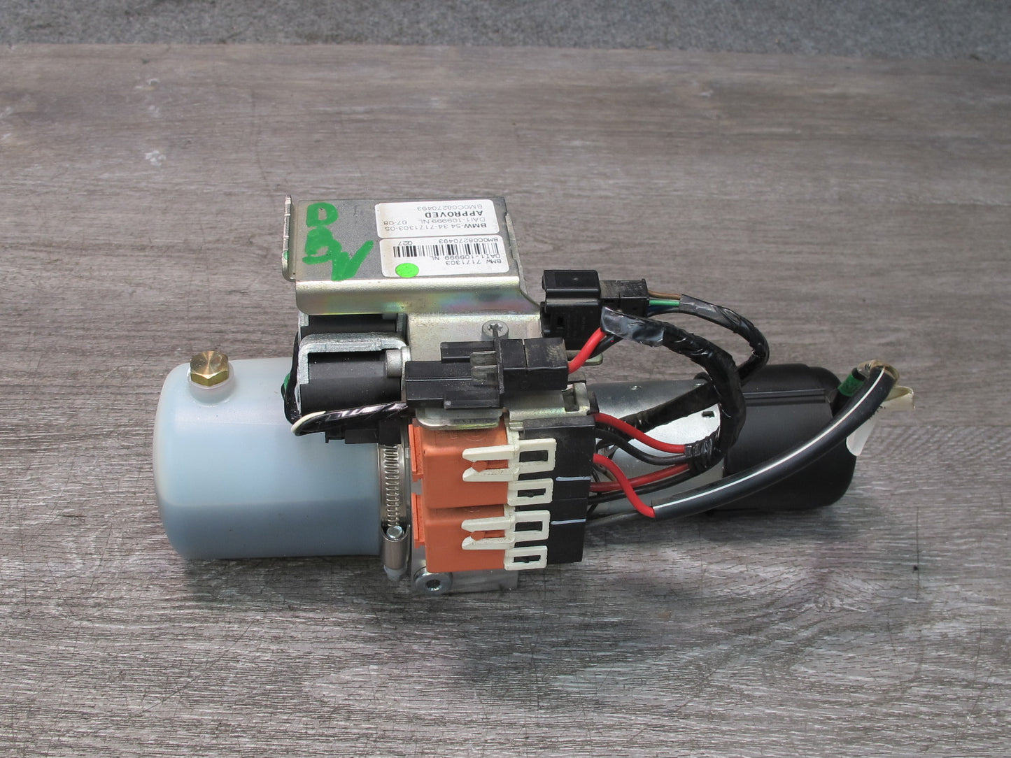 08-13 BMW E88 135i Convertible TOP Roof Hydraulic Pump Motor 7171303 OEM