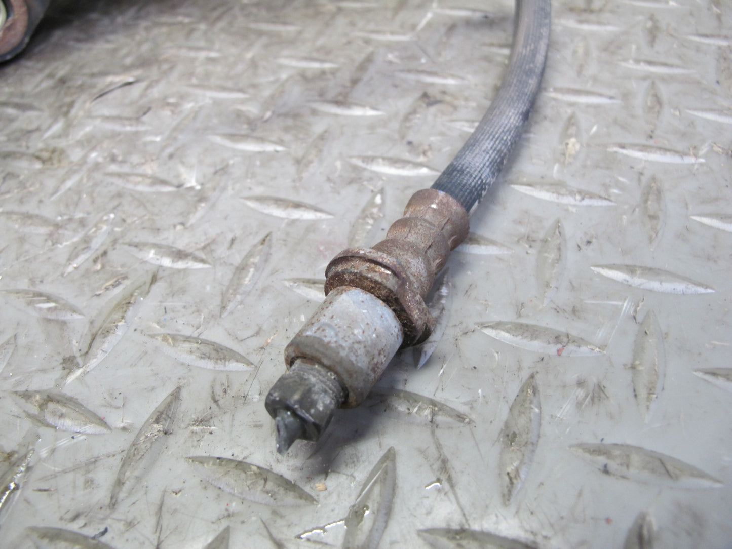 95-00 Toyota Celsior Lexus LS400 Front Left Right Brake Caliper Set Sumitomo OEM