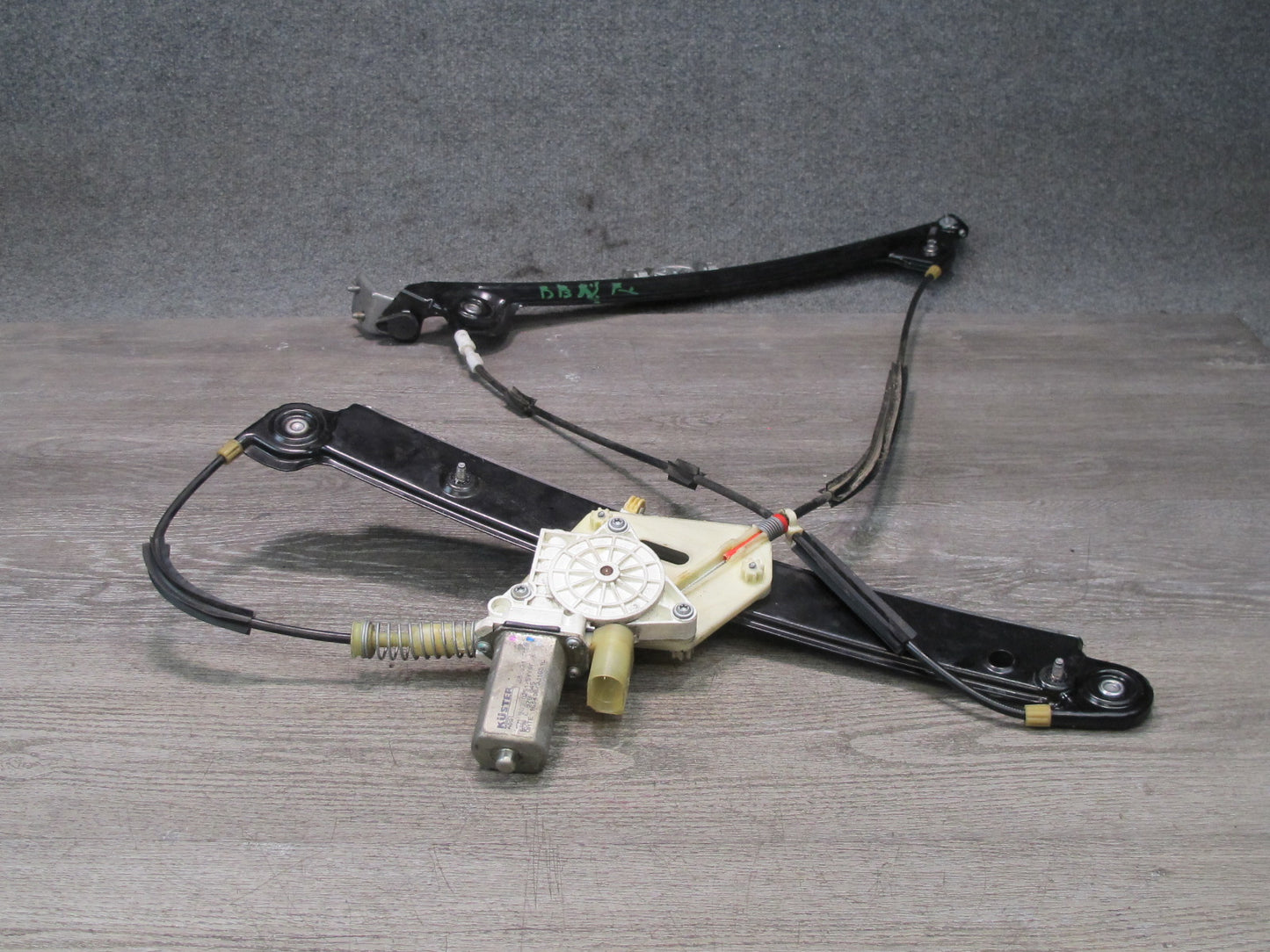 08-10 BMW E82 E88 135i Left Driver Door Window Regulator w Motor OEM