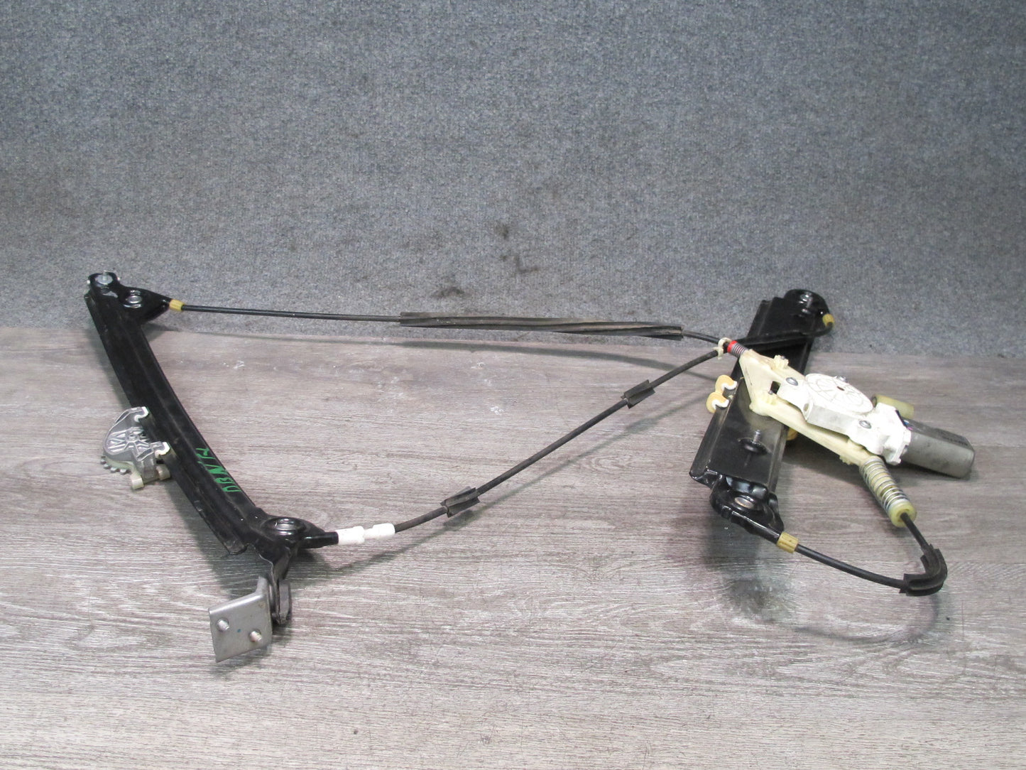 08-10 BMW E82 E88 135i Left Driver Door Window Regulator w Motor OEM