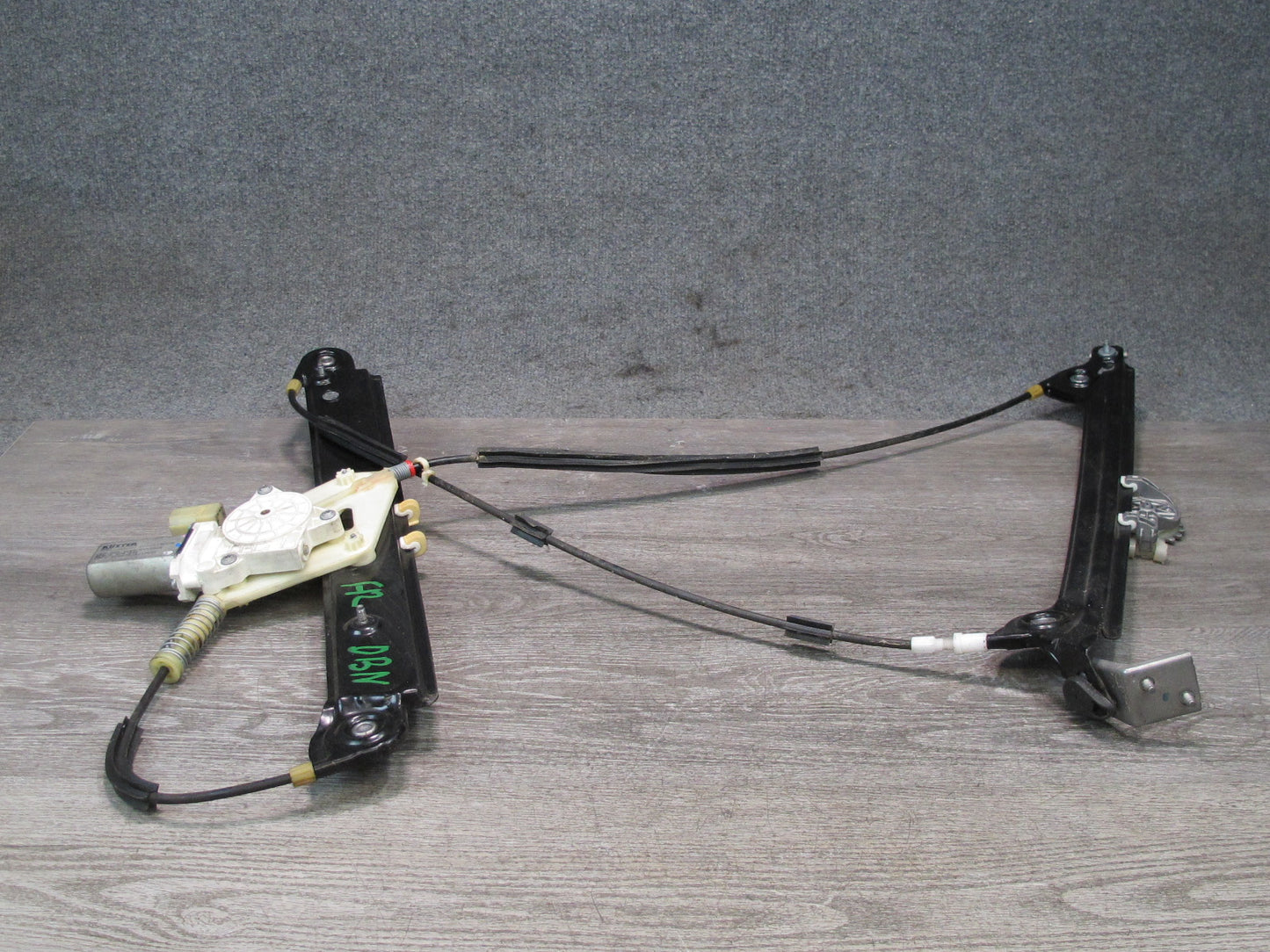 08-13 BMW E82 E88 1235i Right Passenger Door Window Regulator w Motor OEM