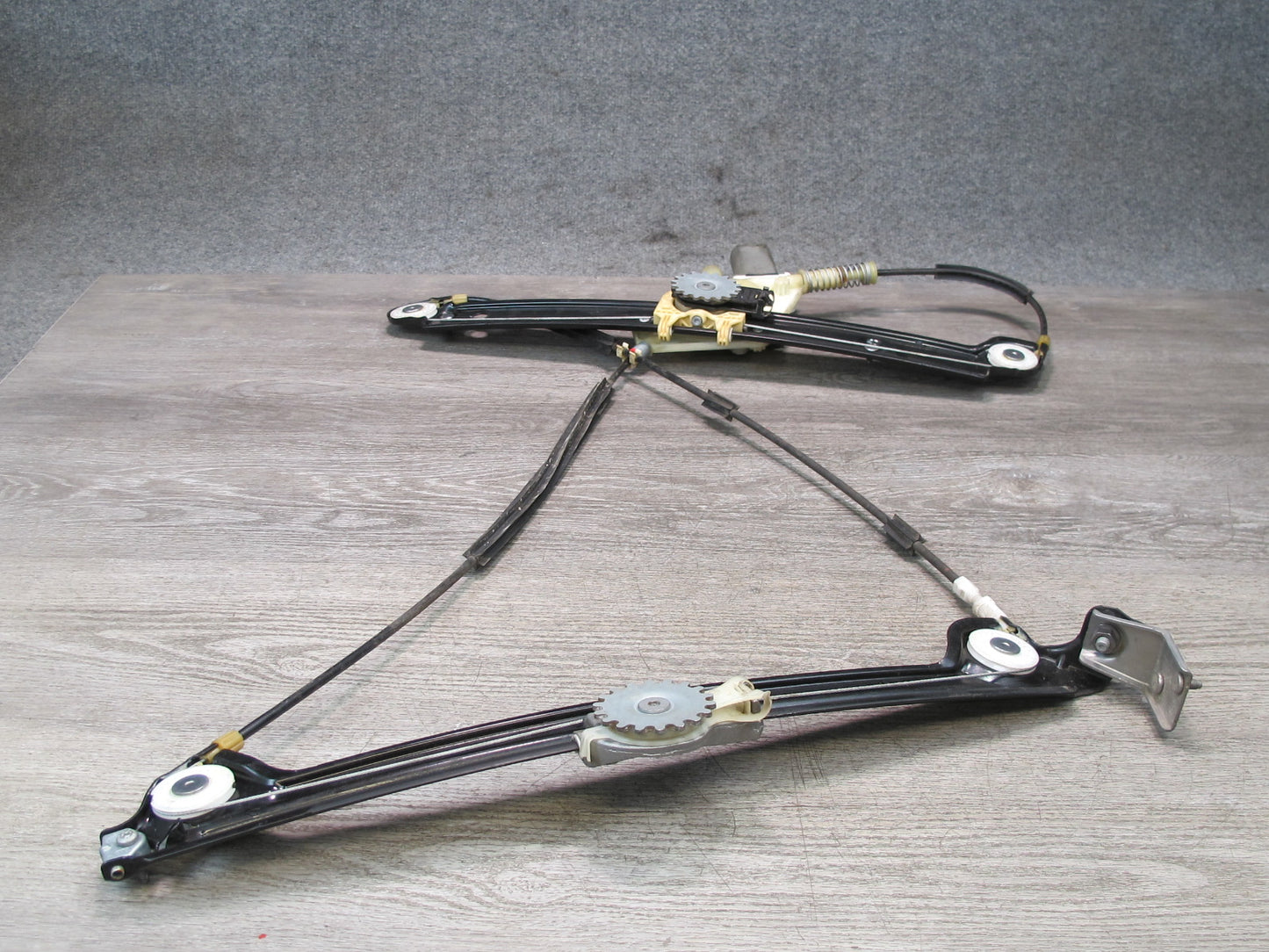 08-13 BMW E82 E88 1235i Right Passenger Door Window Regulator w Motor OEM