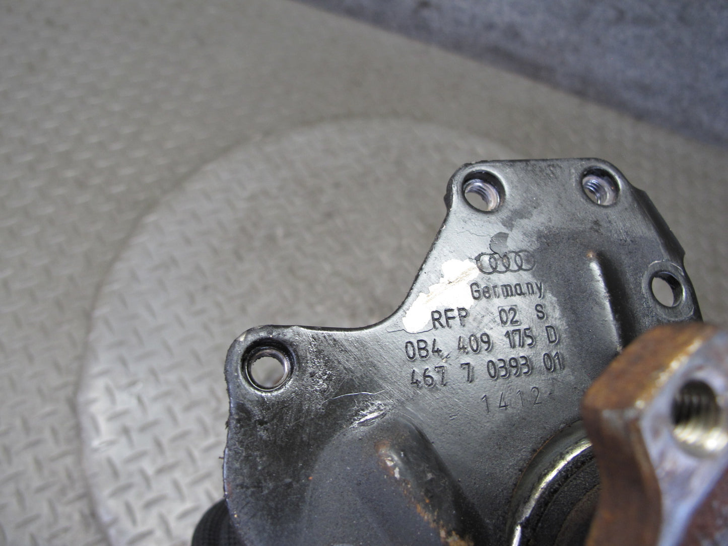 13-16 Audi S4 B8 3.0L AWD Front Left Transmission Axle Flange Shaft OEM