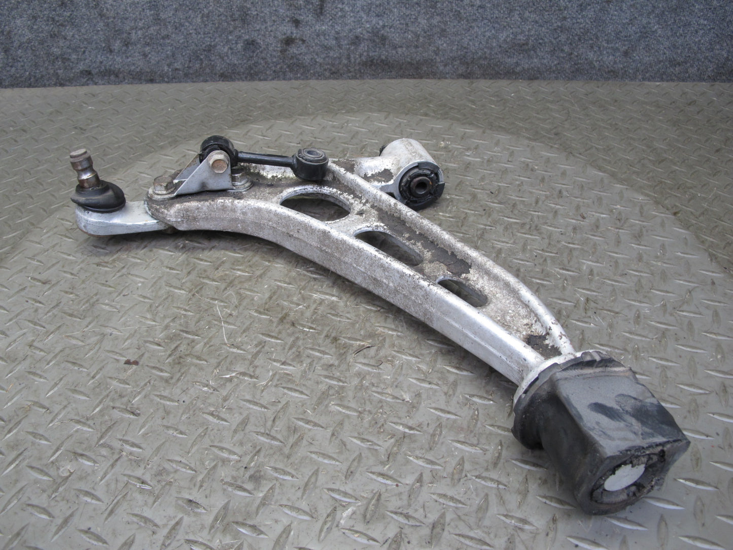 86-88 Mazda RX7 FC3S Front Left Suspension Lower Control Arm w Strut Rod OEM