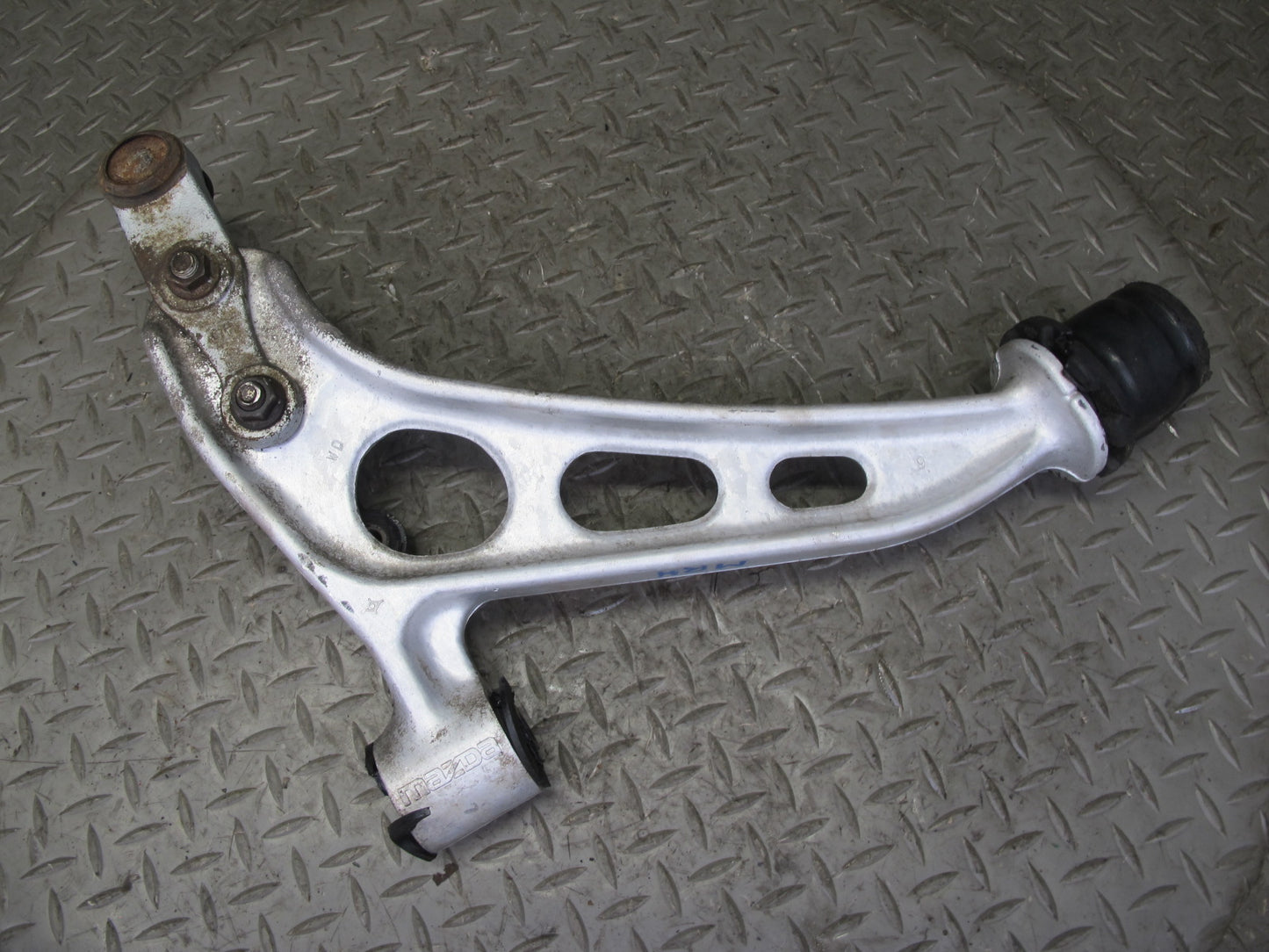 86-88 Mazda RX7 FC3S Front Left Suspension Lower Control Arm w Strut Rod OEM