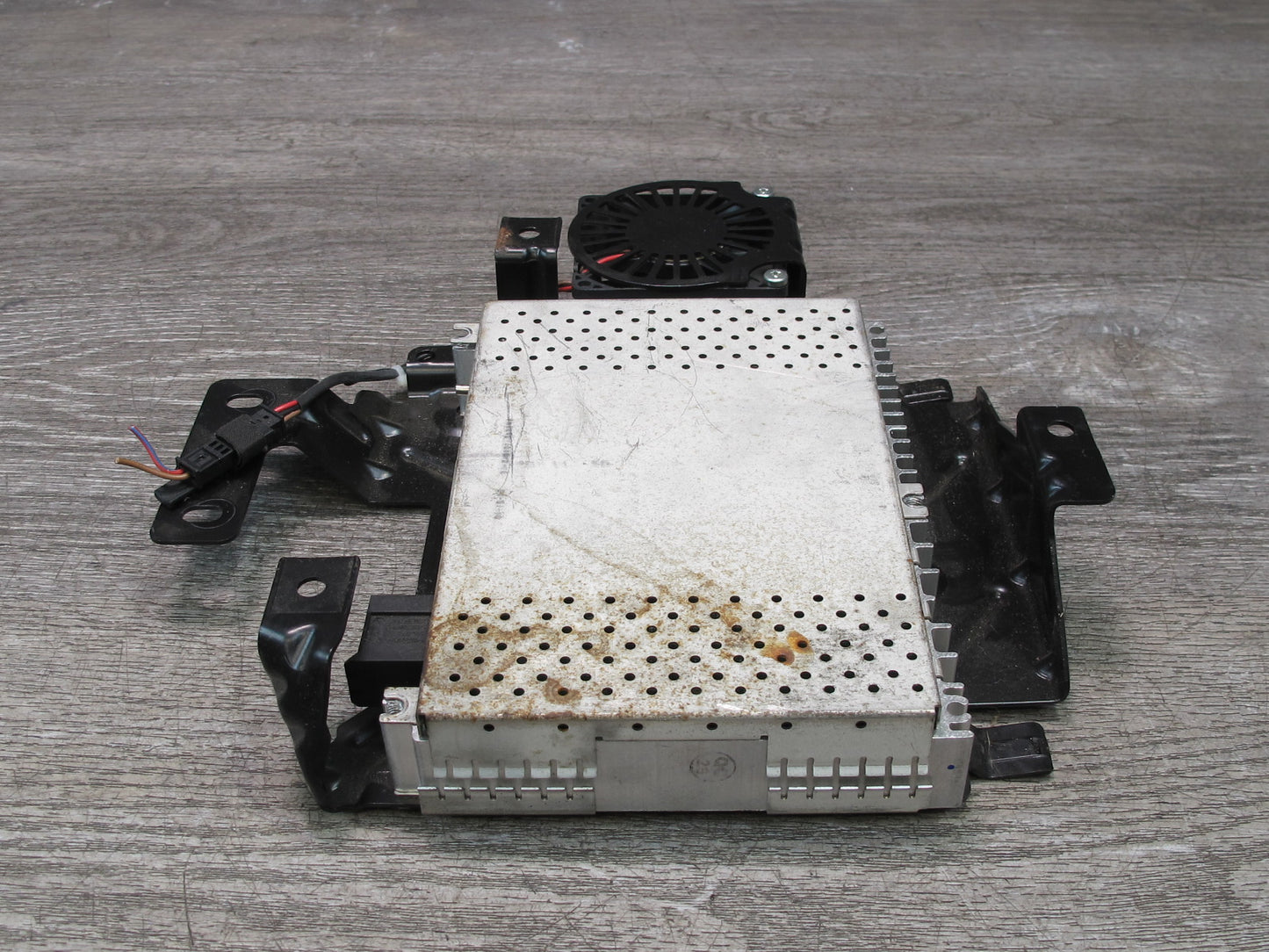 08-09 BMW E82 E88 135I Satellite Radio Receiver Tuner Module w Fan & Bracket OEM