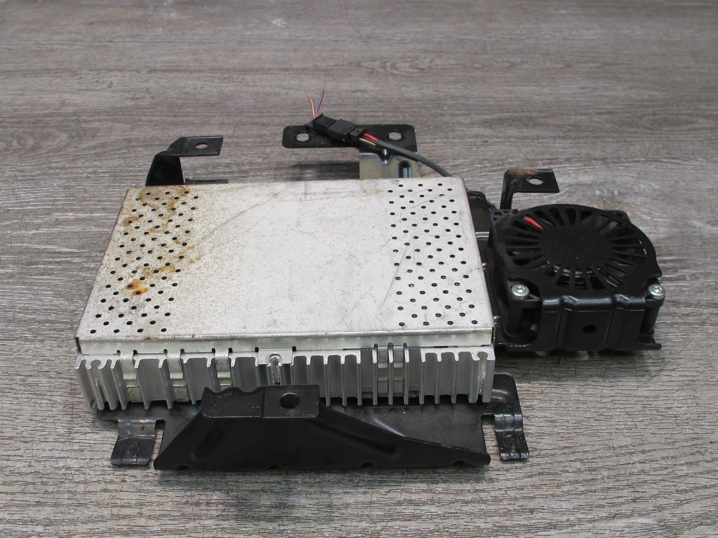 08-09 BMW E82 E88 135I Satellite Radio Receiver Tuner Module w Fan & Bracket OEM