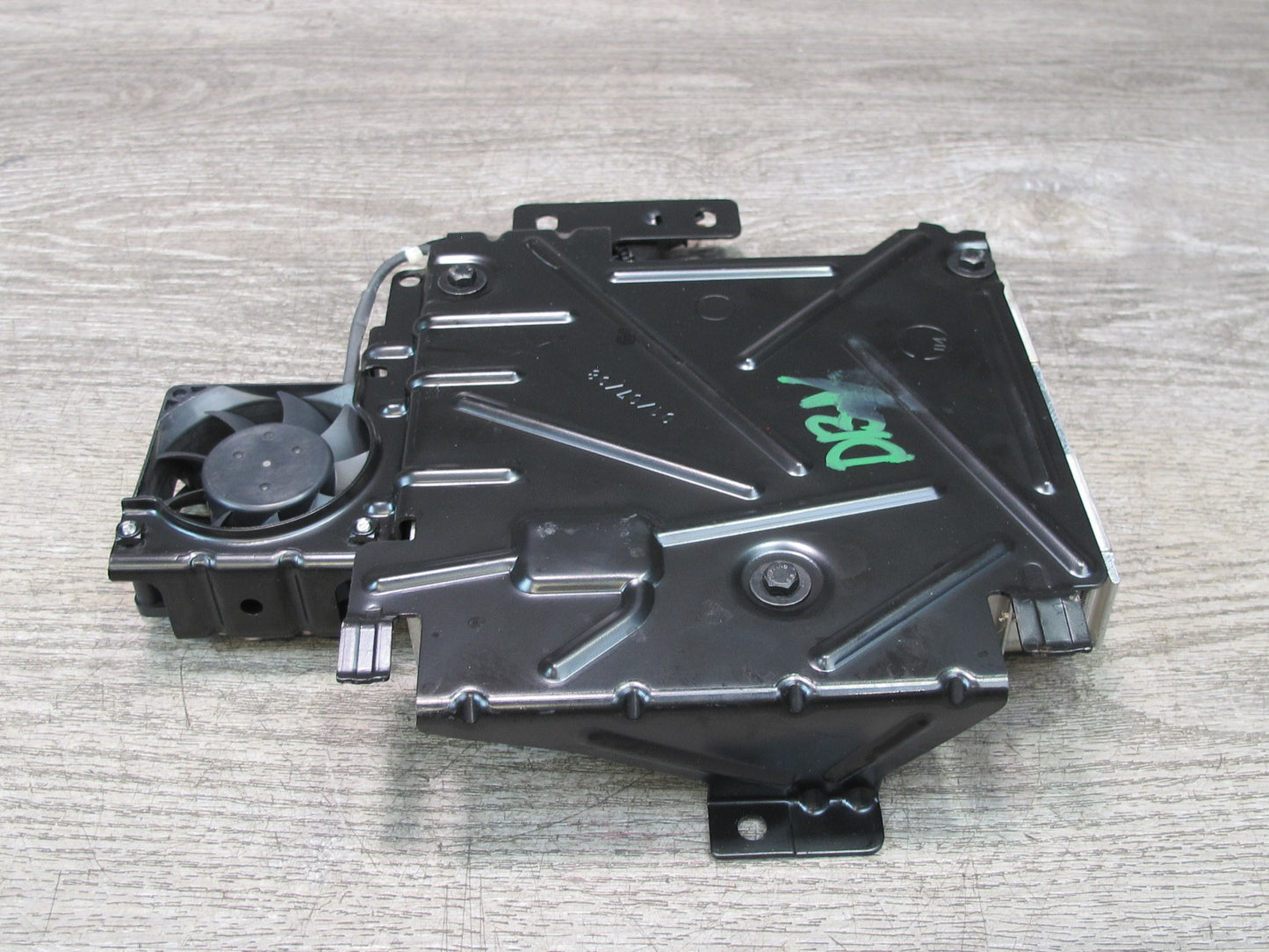 08-09 BMW E82 E88 135I Satellite Radio Receiver Tuner Module w Fan & Bracket OEM