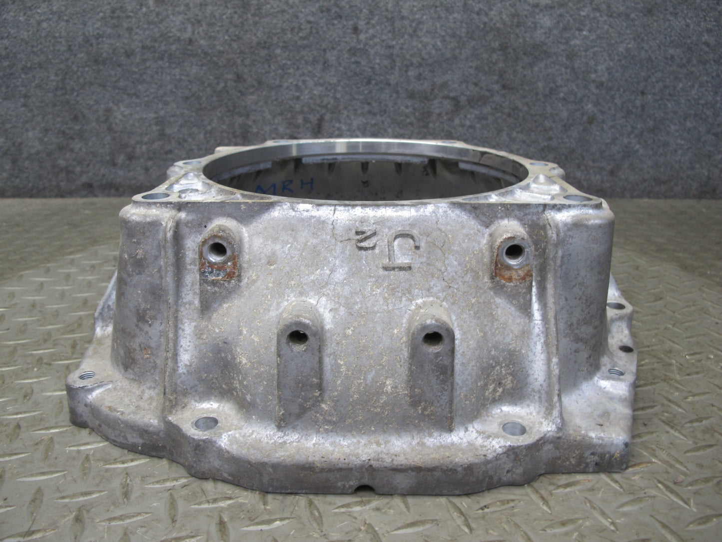 00-05 Lexus GS300 2JZGE RWD A650E A/T Auto Transmission Bell Housing J2 83K OEM