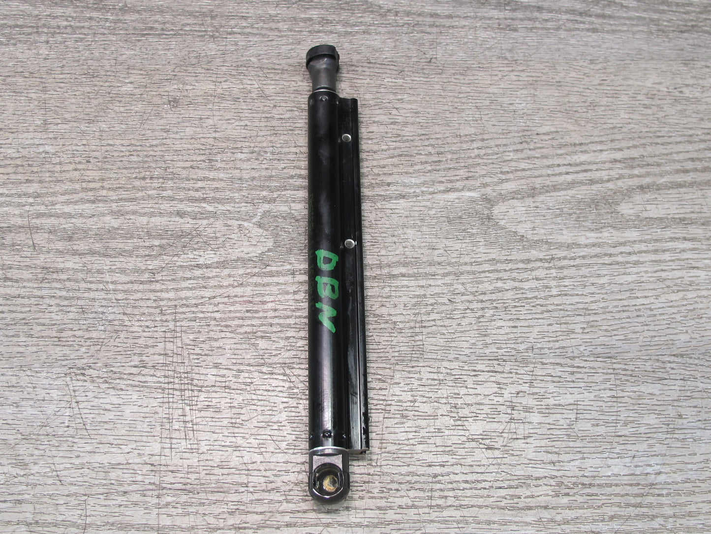 08-13 BMW E88 135I Convertible Set of 2 TOP Roof Hydraulic Cylinder Support OEM