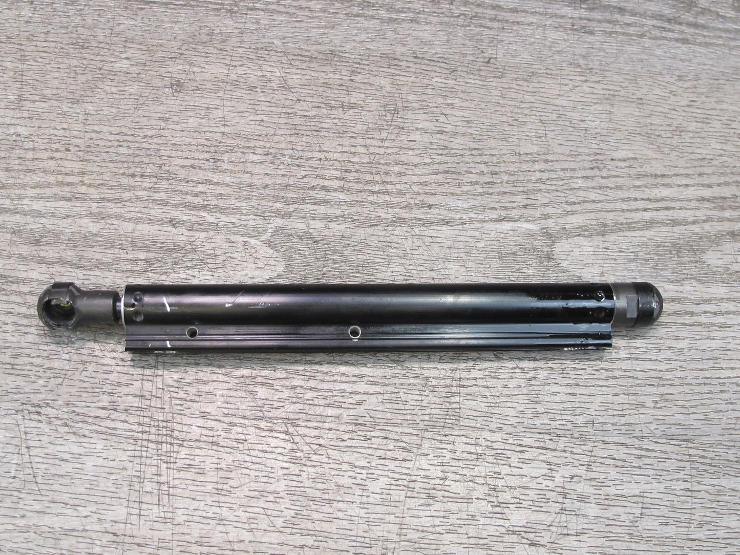 08-13 BMW E88 135I Convertible Set of 2 TOP Roof Hydraulic Cylinder Support OEM