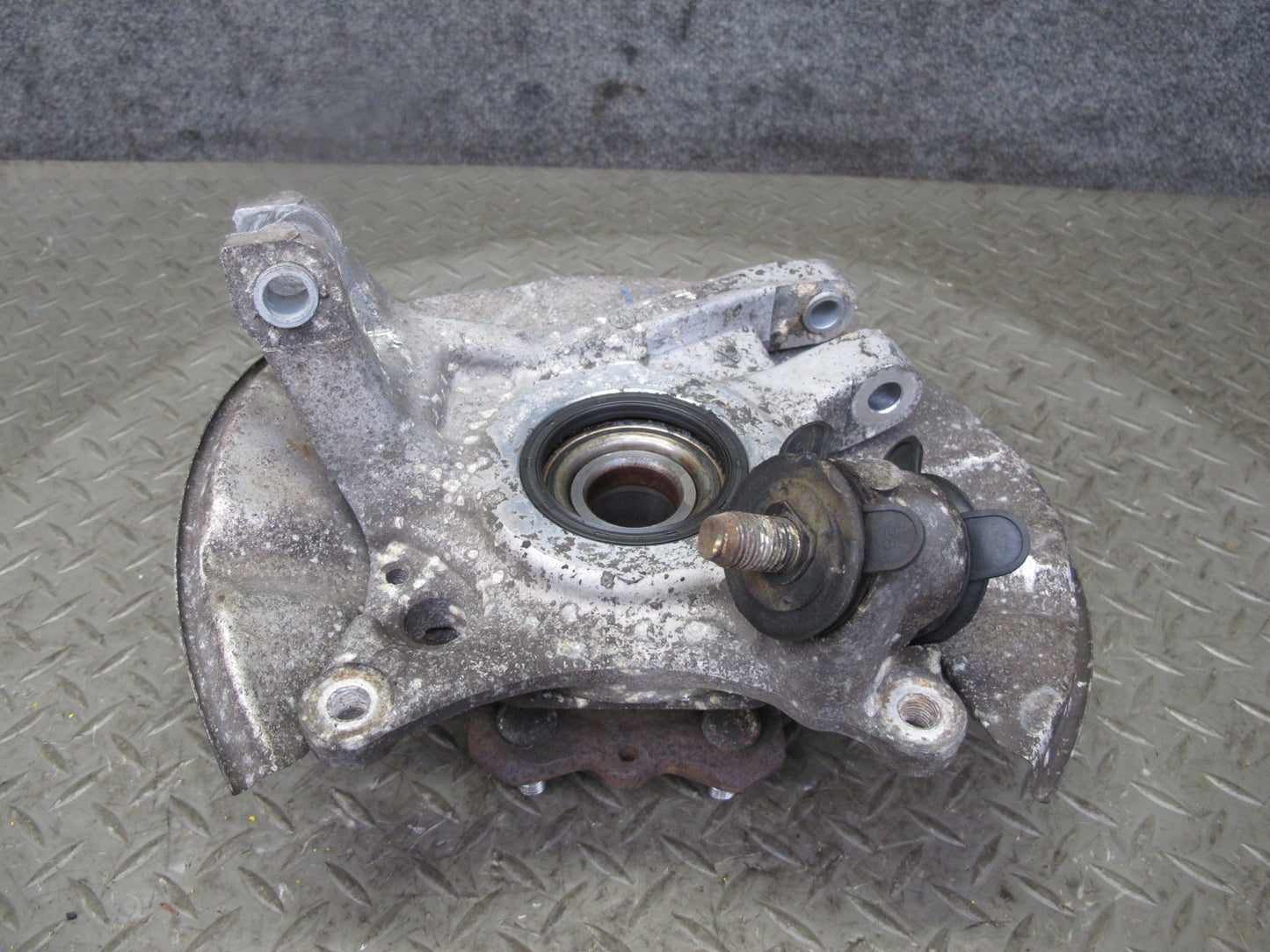86-91 Mazda RX7 FC3S 5LUG Rear Right Spindle Knuckle Wheel Hub Bearing OEM