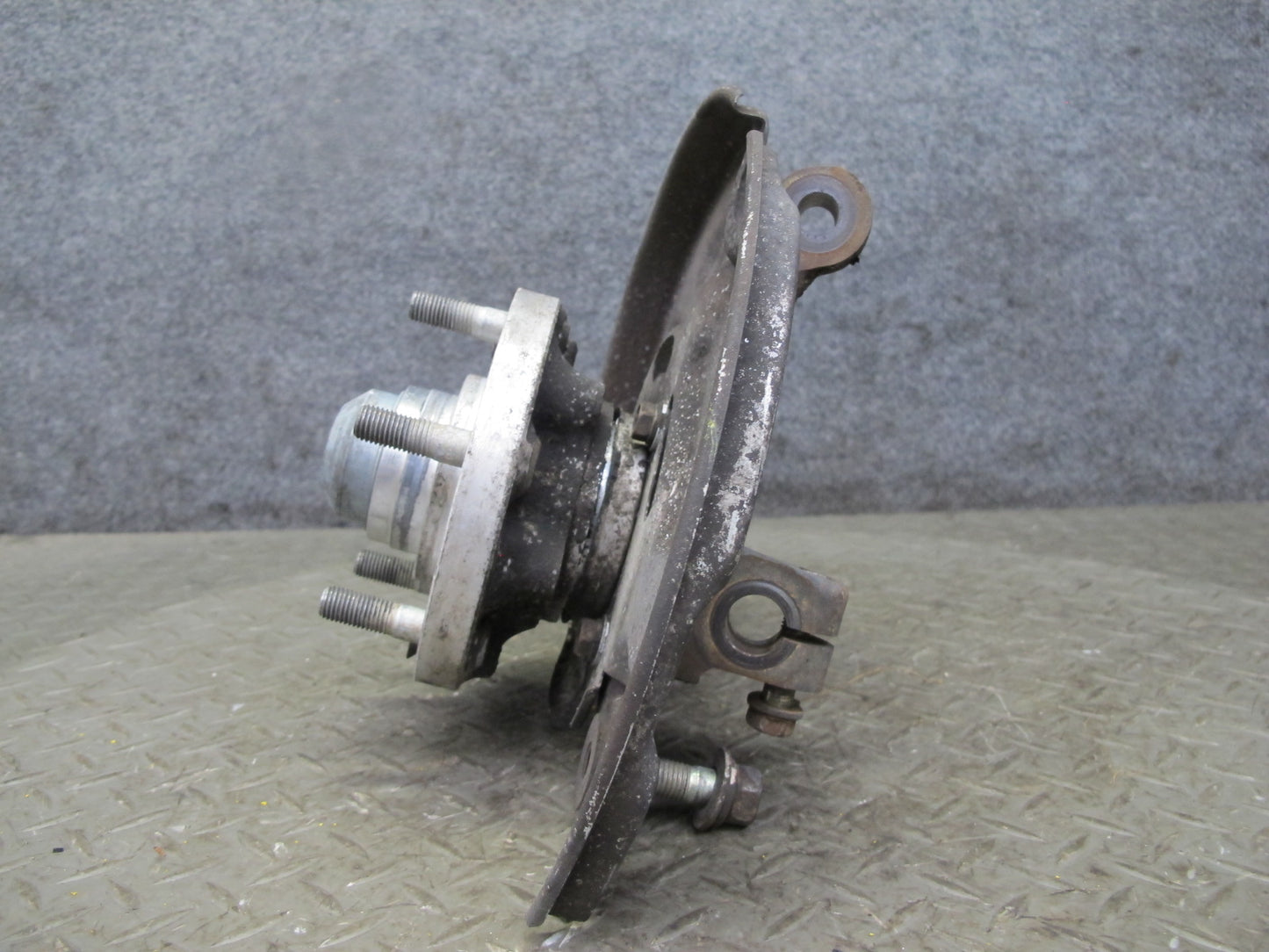 86-91 Mazda RX7 NON Turbo 5LUG Front Right Spindle Knuckle Wheel Hub Bearing OEM
