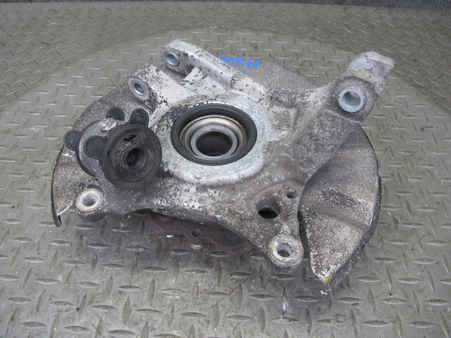 86-91 Mazda RX7 FC3S 5LUG Rear Left Spindle Knuckle Wheel Hub Bearing OEM
