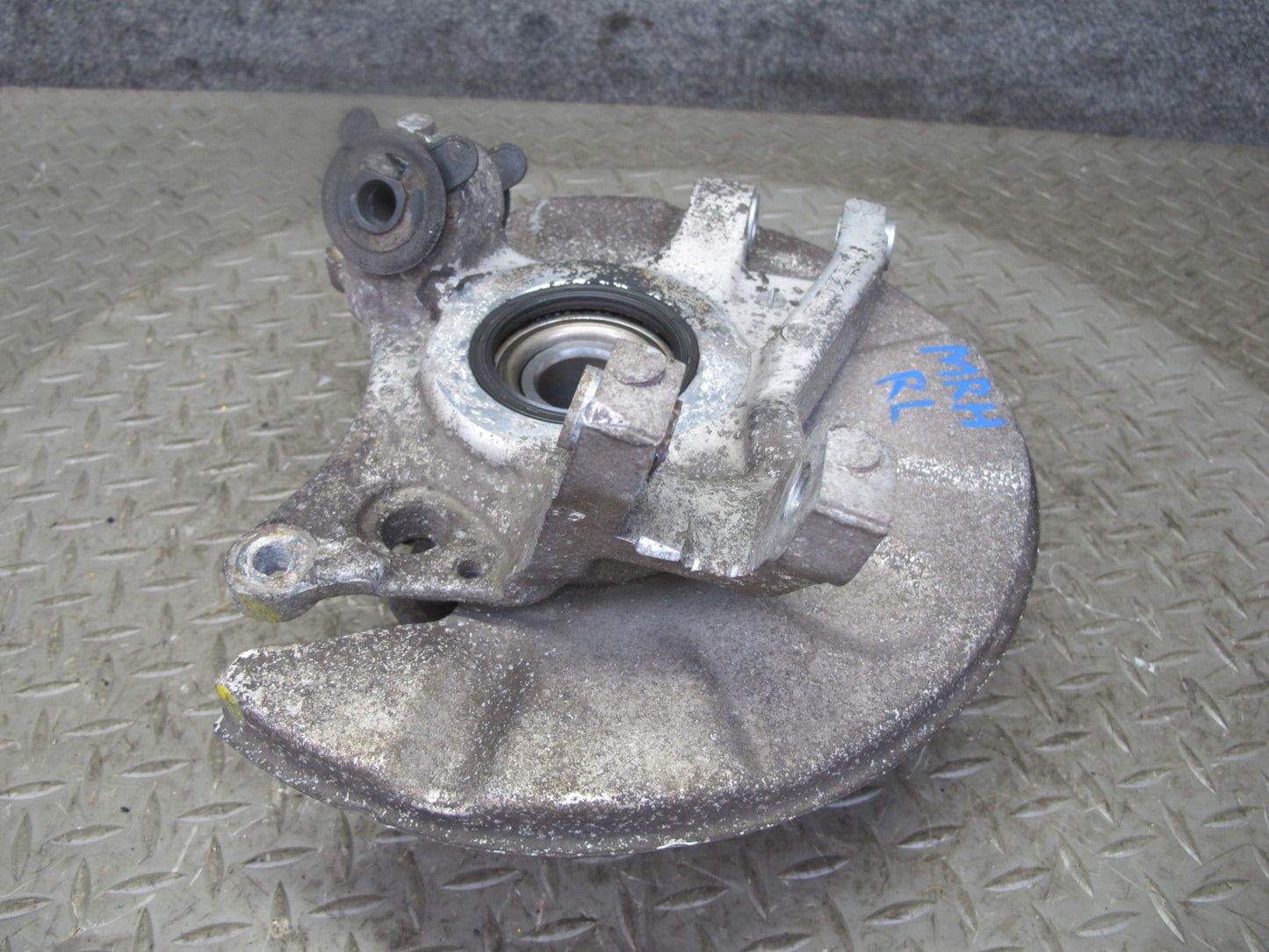 86-91 Mazda RX7 FC3S 5LUG Rear Left Spindle Knuckle Wheel Hub Bearing OEM