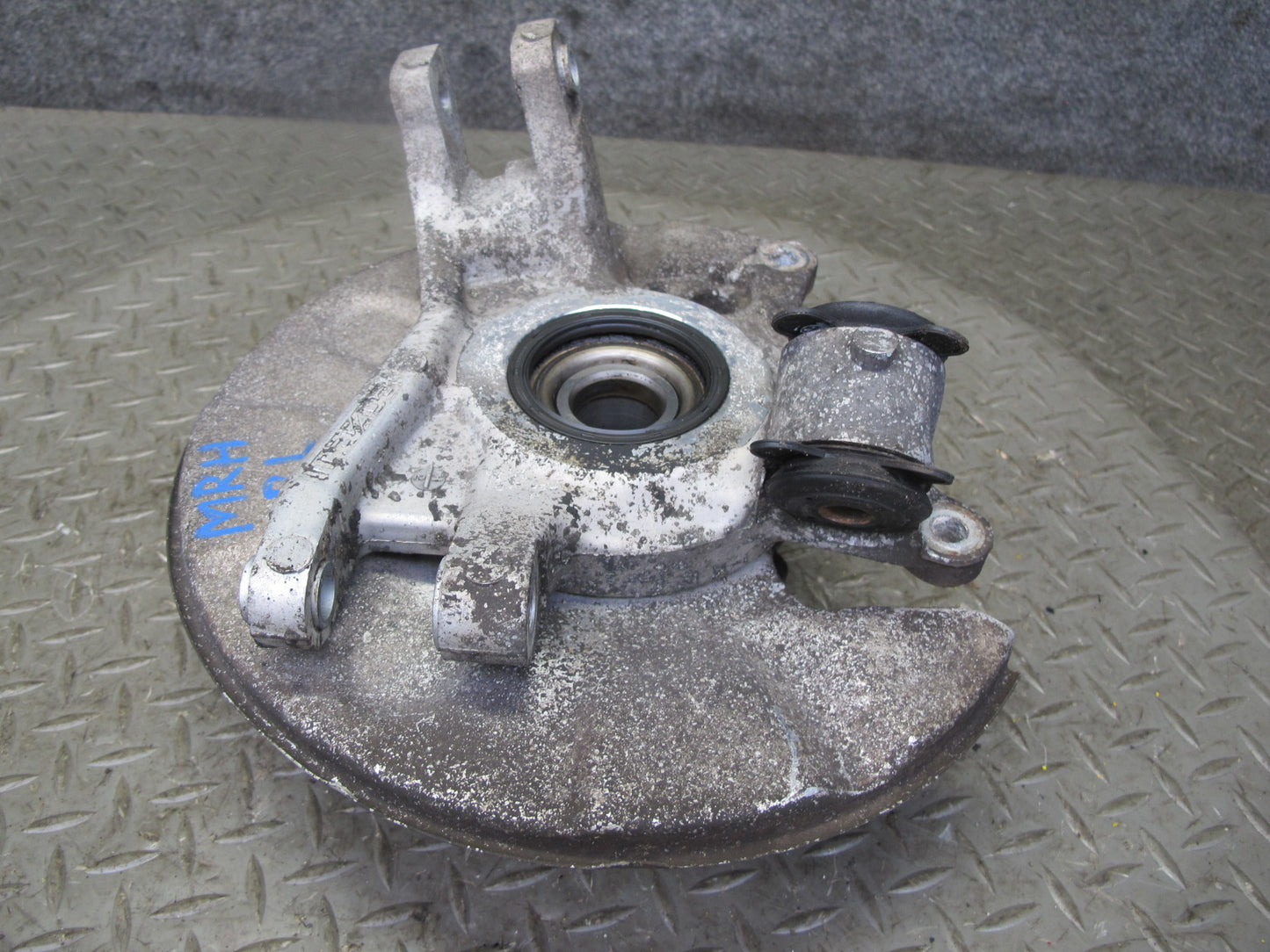 86-91 Mazda RX7 FC3S 5LUG Rear Left Spindle Knuckle Wheel Hub Bearing OEM