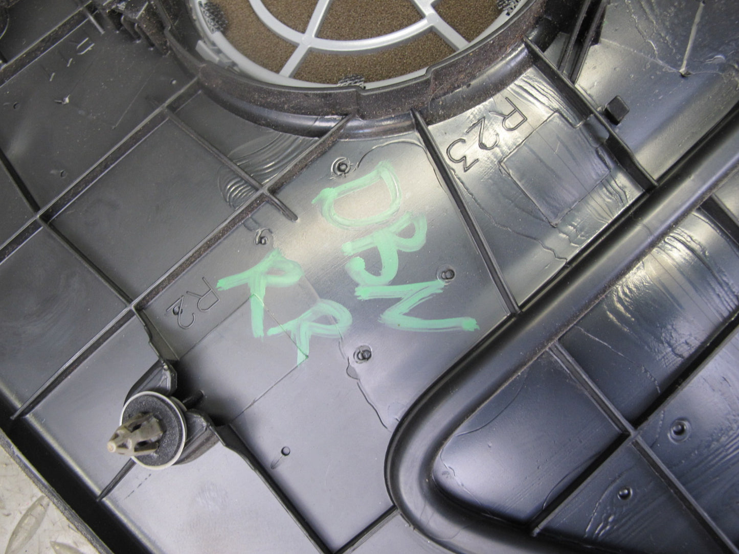 08-09 BMW E88 135i Convertible Set of 2 Rear Left & Right Quarter Trim Panel OEM