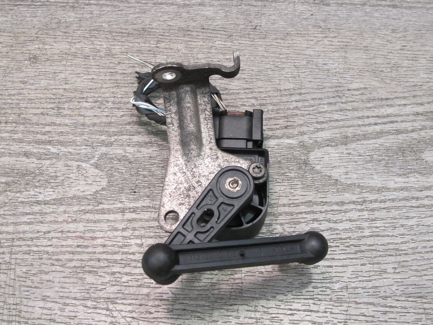 2012-2018 BMW F12 F13 F06 M6 Rear Suspension Height Level Sensor