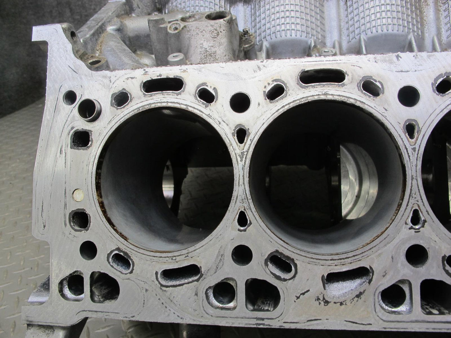 11-12 BMW F07 F10 F12 F13 4.4L 550i N63 Engine Motor Cylinder Block 103k OEM