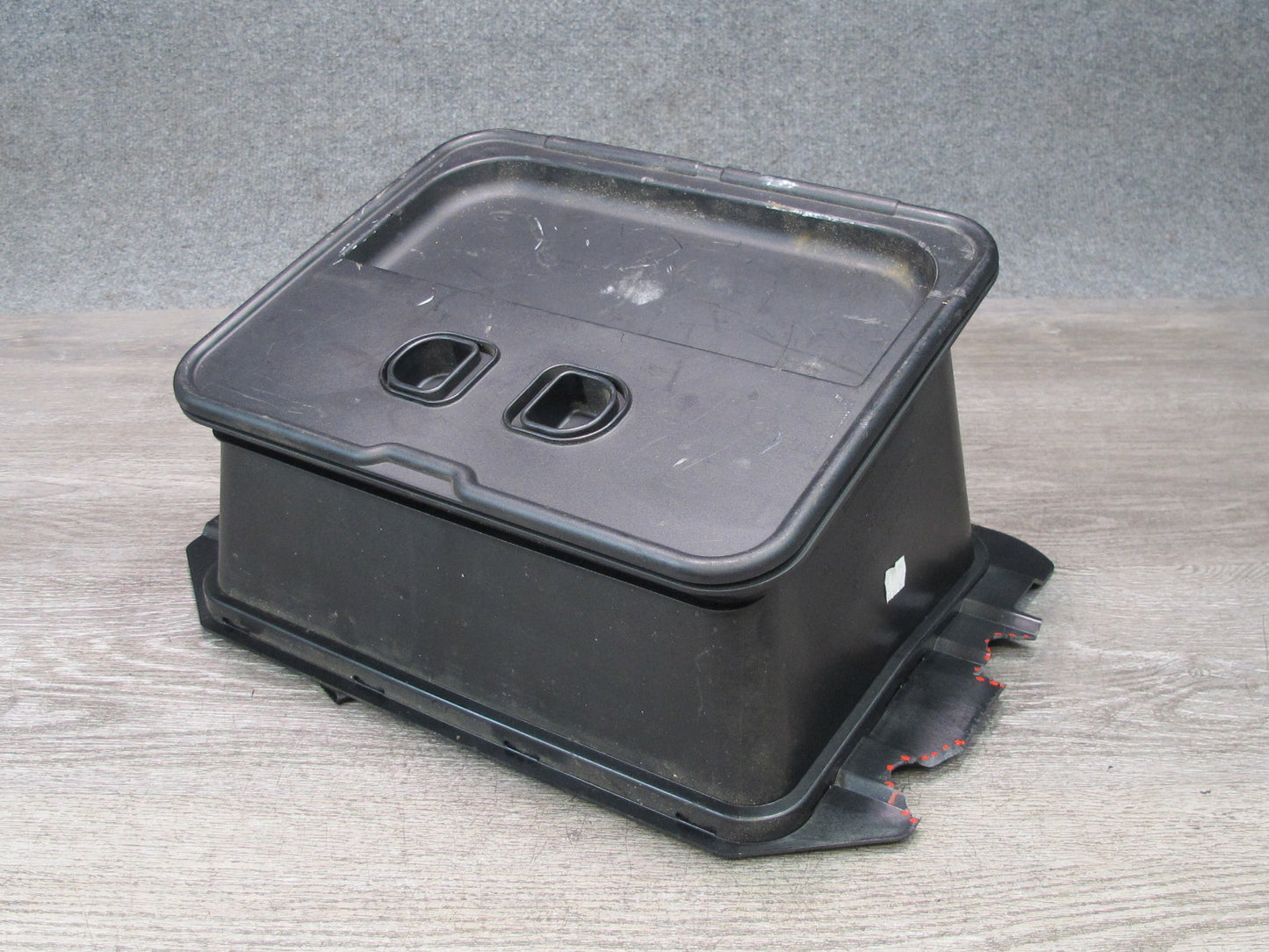 08-13 BMW E88 135I Convert Rear Trunk Lid SKI BAG Housing Storage Assembly OEM