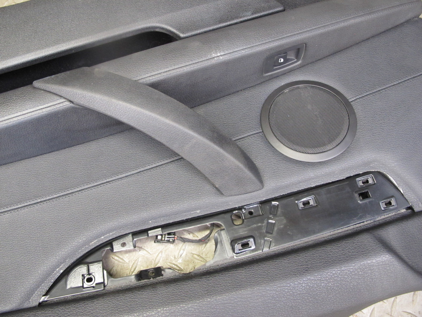 09-16 BMW E89 Z4 Set of 2 Left & Right Door Interior Trim Cover Panel Black OEM