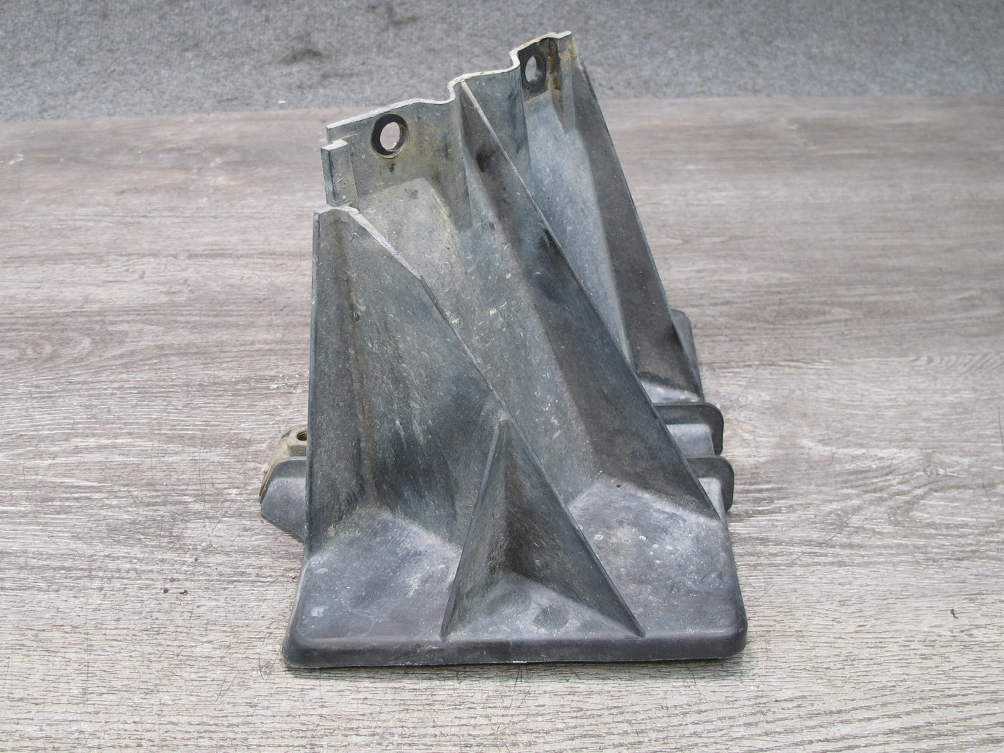 84-96 Chevrolet Corvette C4 Battery Tray Support Holder w Retainer 14064574 OEM