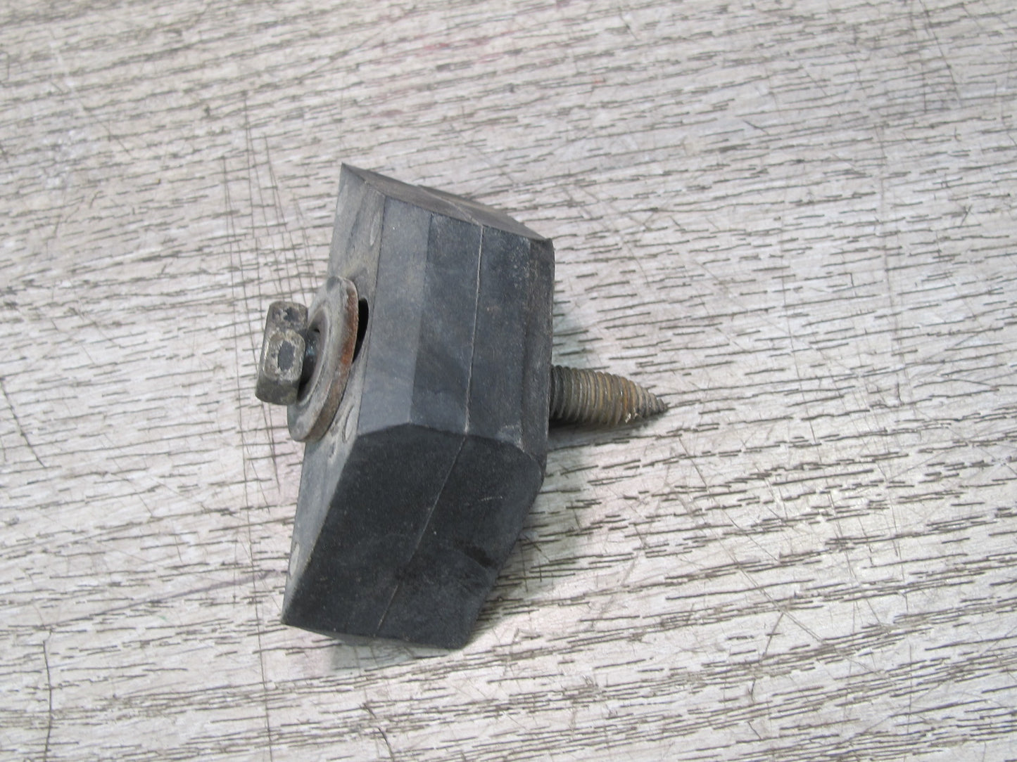 84-96 Chevrolet Corvette C4 Battery Tray Support Holder w Retainer 14064574 OEM