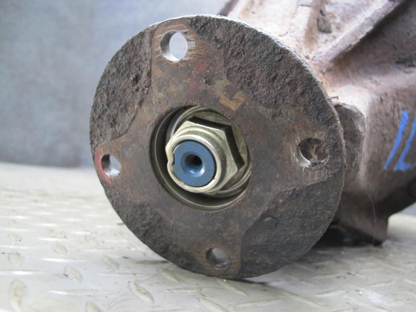 1998-2002 Lexus J100 LX470 4WD Rear Differential Axle Carrier 4.30 Ratio 85K